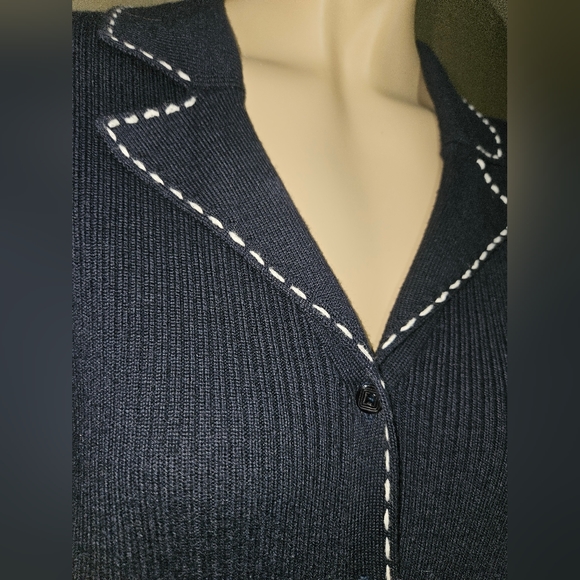 Liz Claiborne Cardigan - Picture 2 of 3